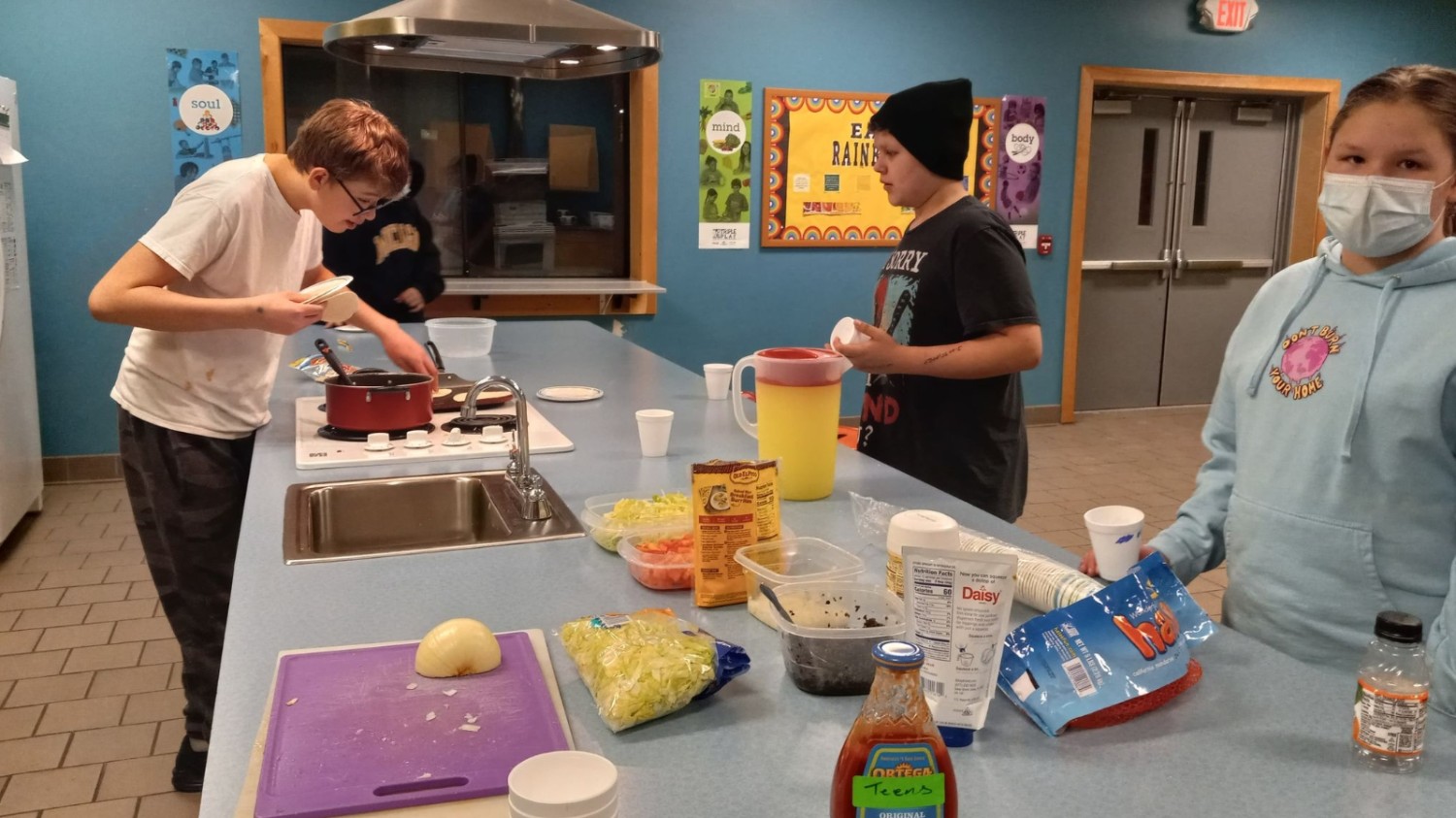 BGC of Lac Courte Oreilles youth cooking